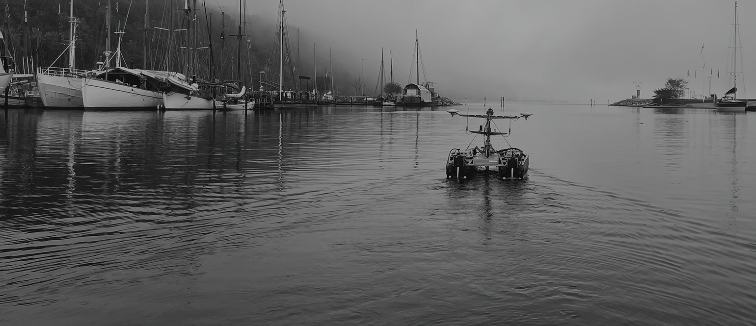 USV- & vessel-based hydrographic inspections